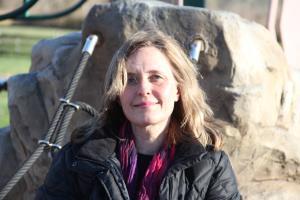 Lisa Abbott